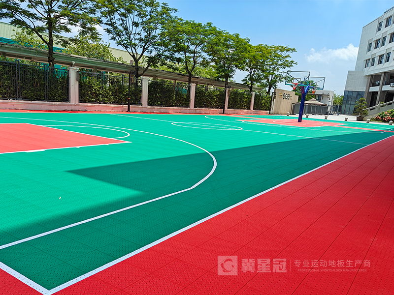 中山市西区中心小学室外悬浮地板篮球场